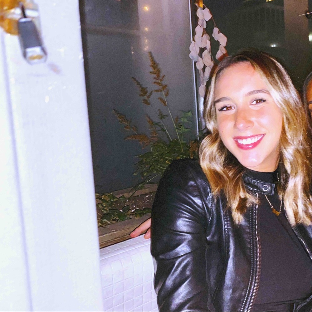 Meet your Posher, Danniella